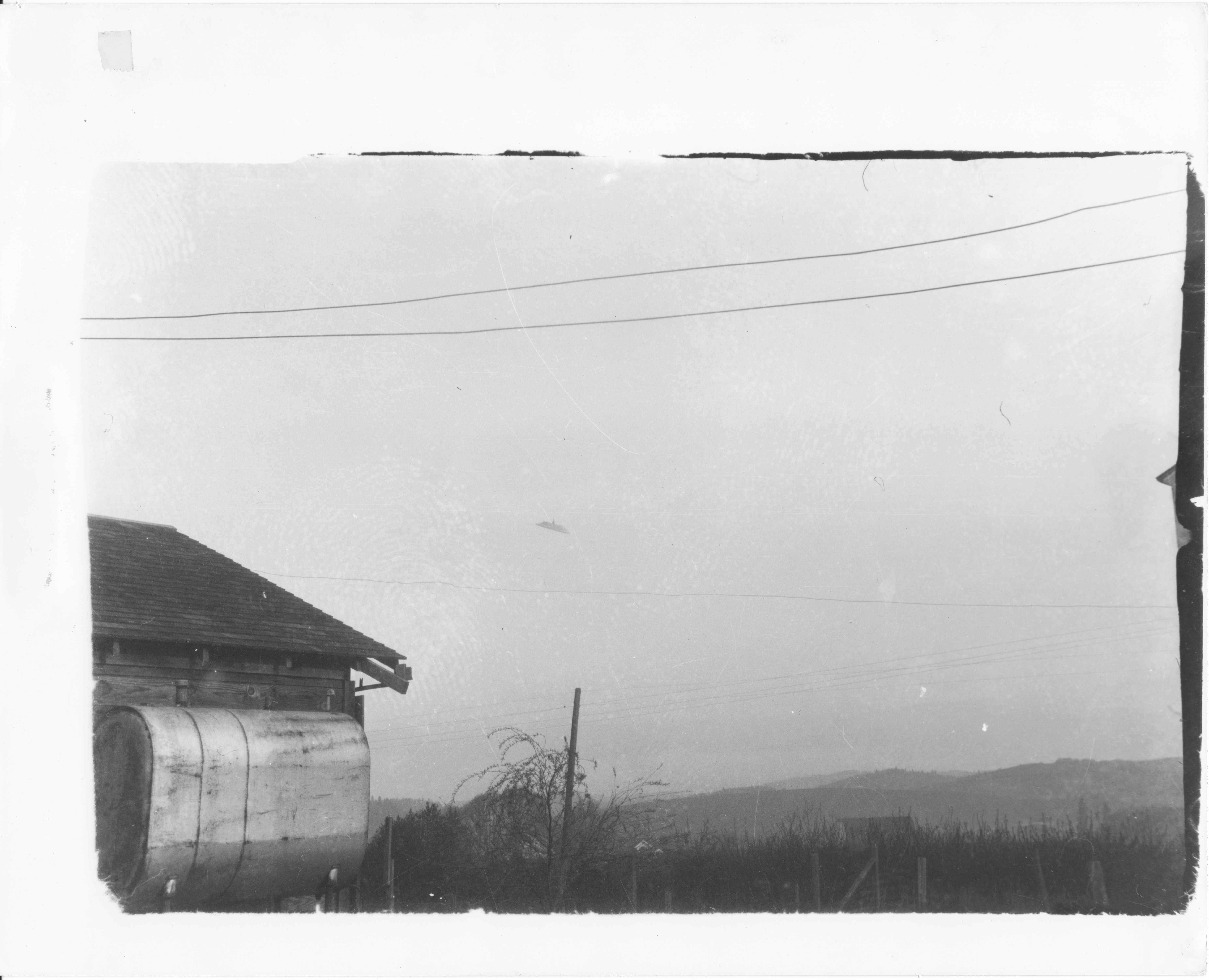 Second Trent UFO photograph, taken moments after the first